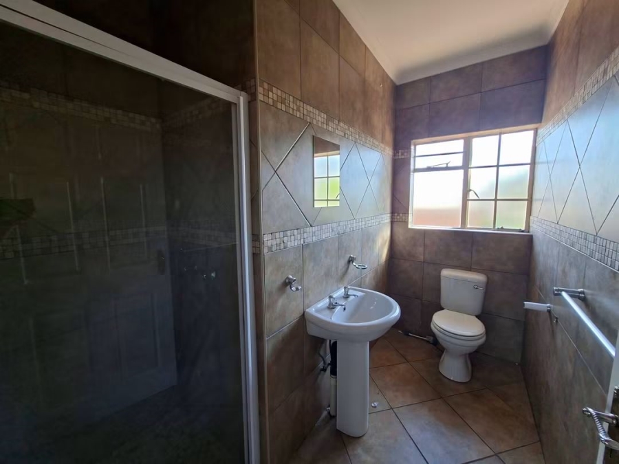 2 Bedroom Property for Sale in Rhodesdene Northern Cape